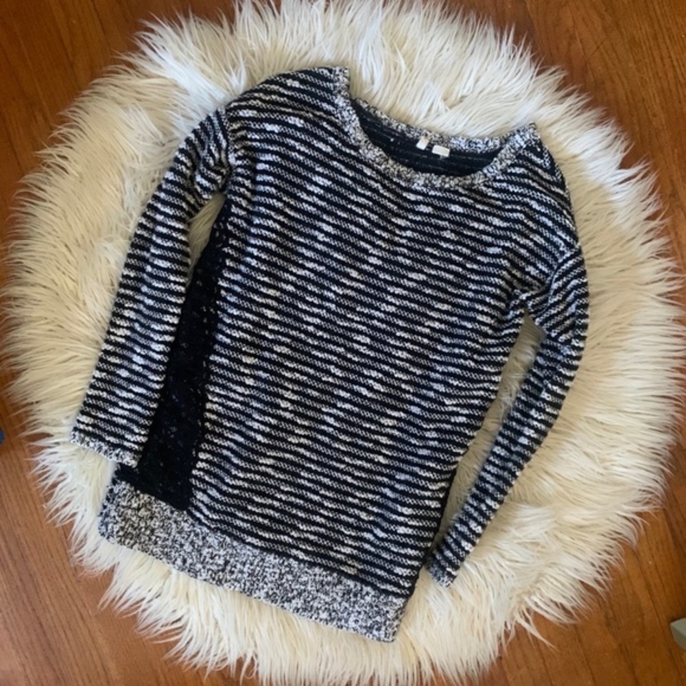 Anthropologie Large sweater